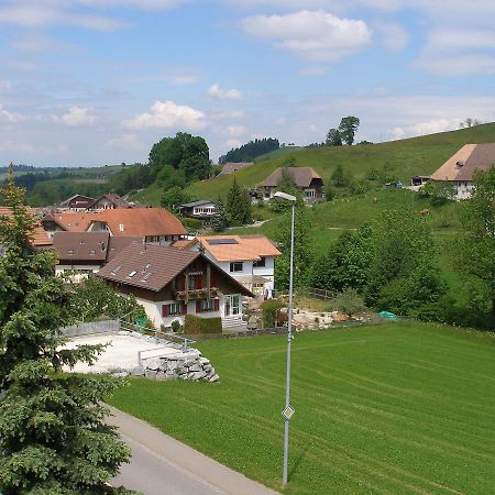 Gasthof Roessli Wyssachen Bagian luar foto