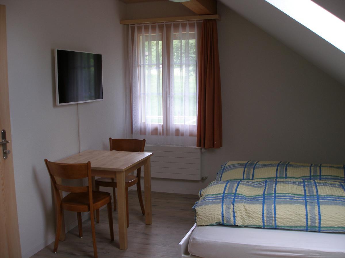 Gasthof Roessli Wyssachen Ruang foto
